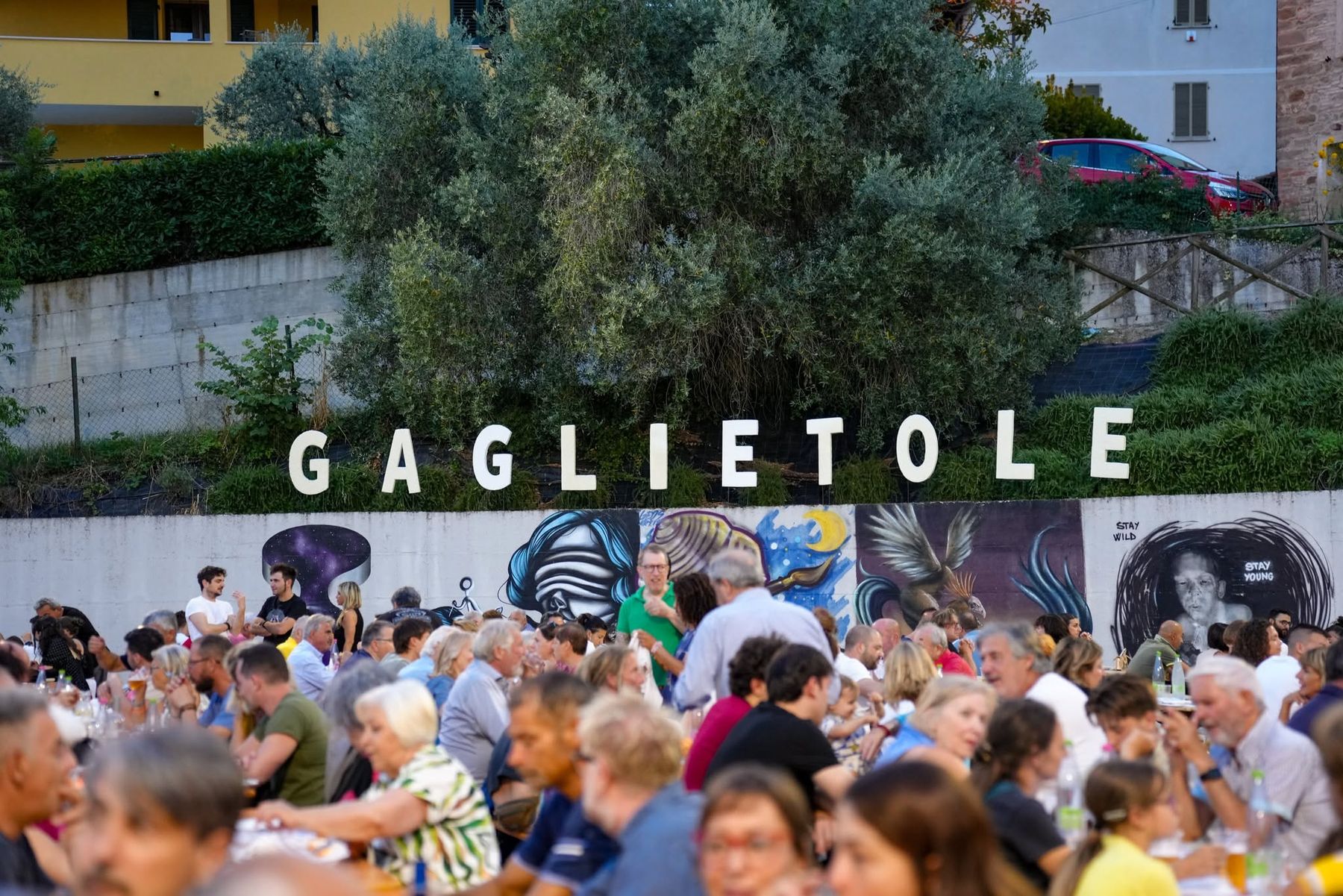 Insegna di Gaglietole durante la festa