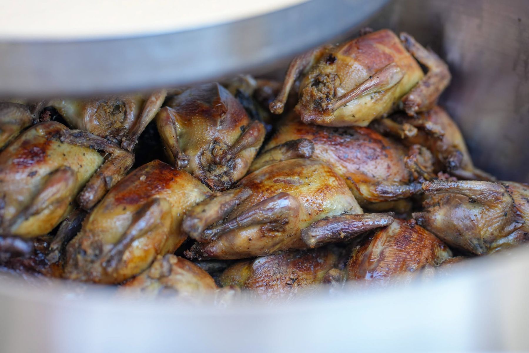Quaglie arrosto in teglia