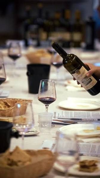 Degustazione di vino alla Cantina Baldassarri